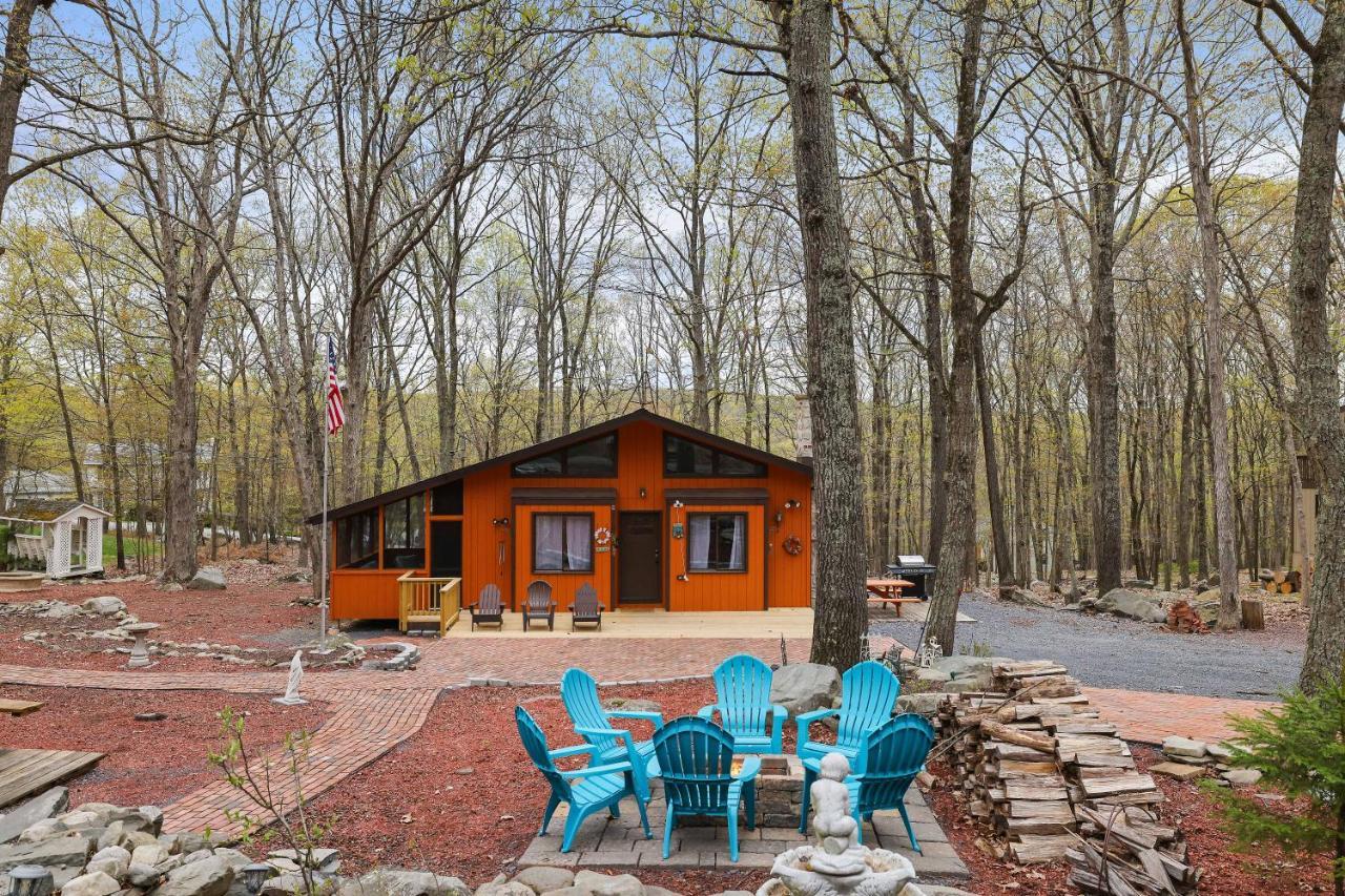 Premier Cozy Cabin - Free Amenities & Comm Indoor Pools Bushkill Exteriör bild