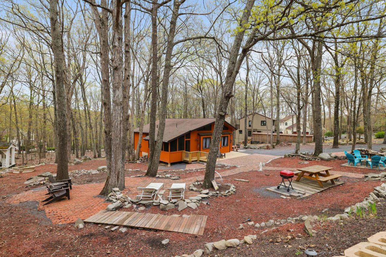 Premier Cozy Cabin - Free Amenities & Comm Indoor Pools Bushkill Exteriör bild