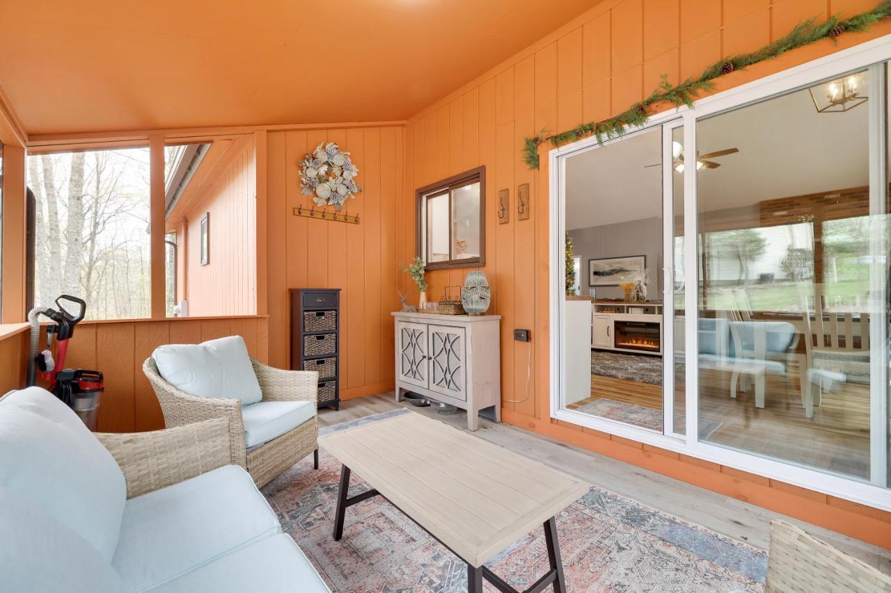 Premier Cozy Cabin - Free Amenities & Comm Indoor Pools Bushkill Exteriör bild
