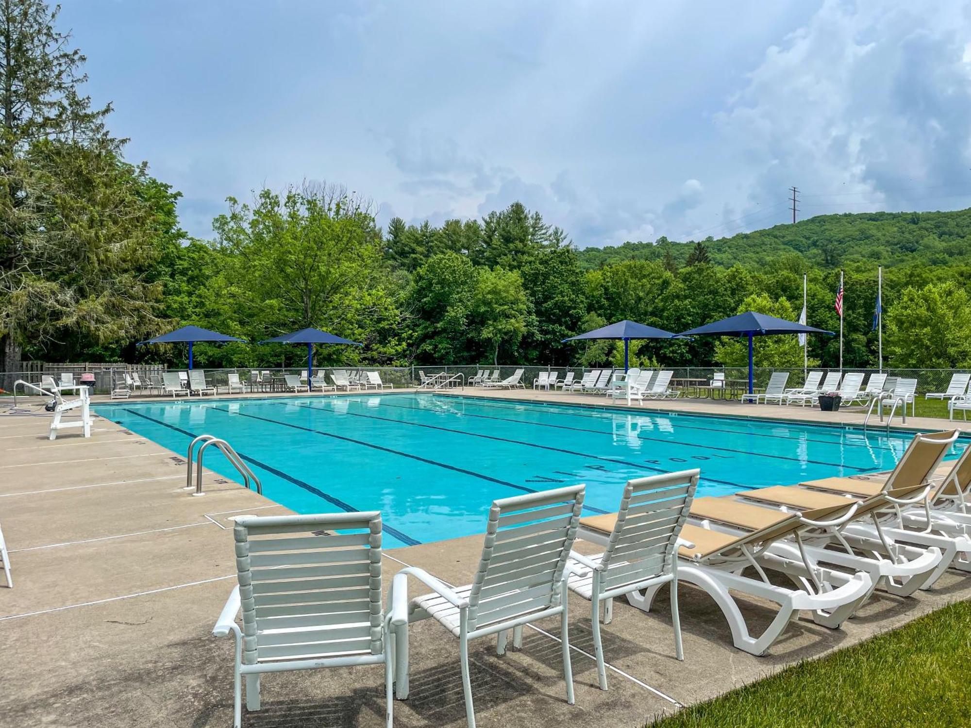Premier Cozy Cabin - Free Amenities & Comm Indoor Pools Bushkill Exteriör bild