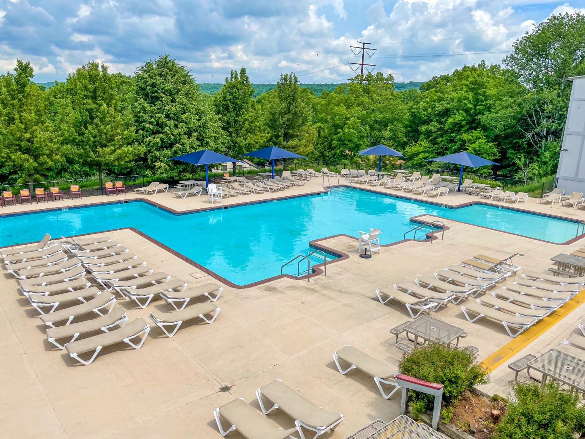 Premier Cozy Cabin - Free Amenities & Comm Indoor Pools Bushkill Exteriör bild